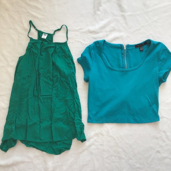 Bundle of 2 tops Old Navy and U2B - Picture 1 of 7